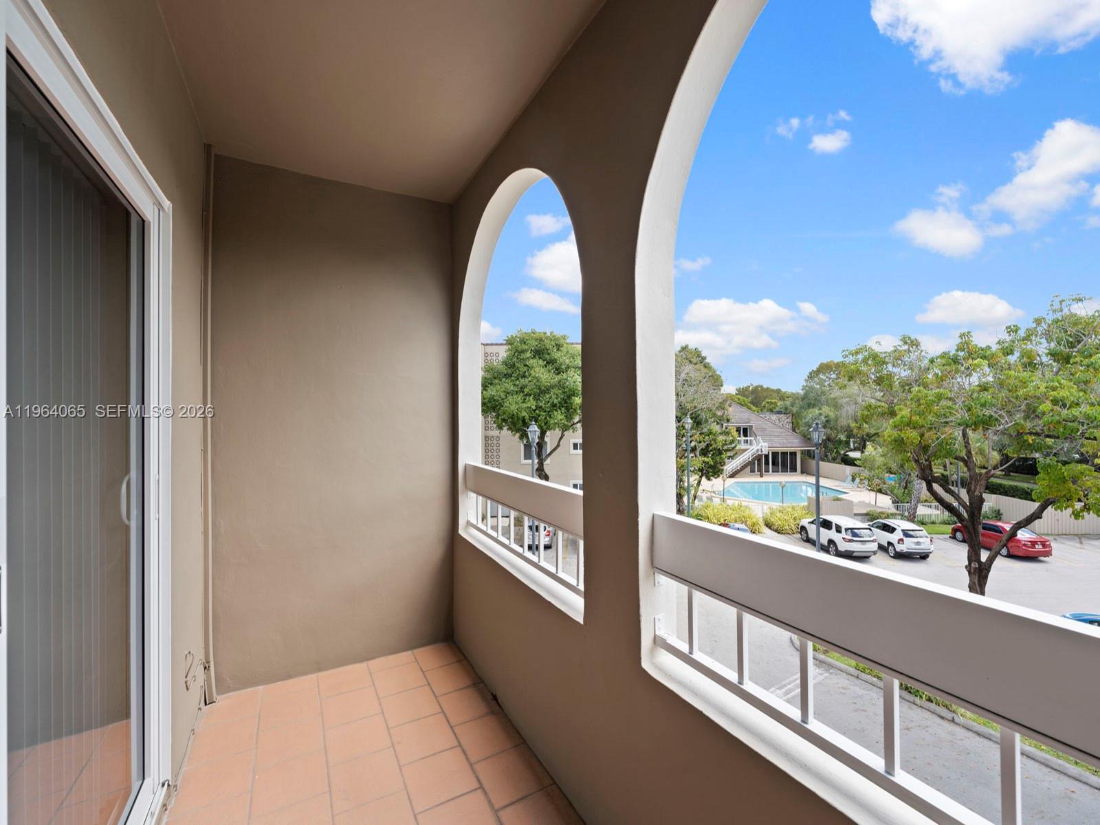 VILLAGE OF KINGS CREEK CO - Residential