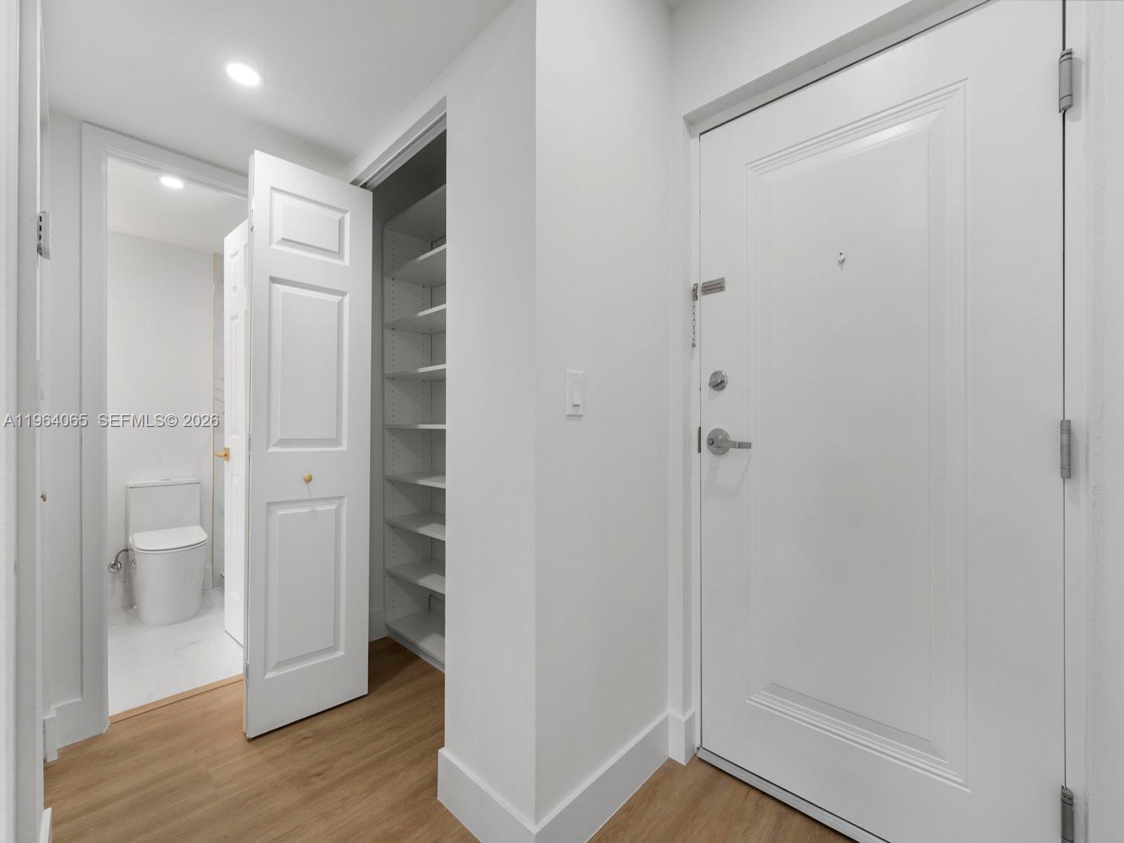 VILLAGE OF KINGS CREEK CO - Residential