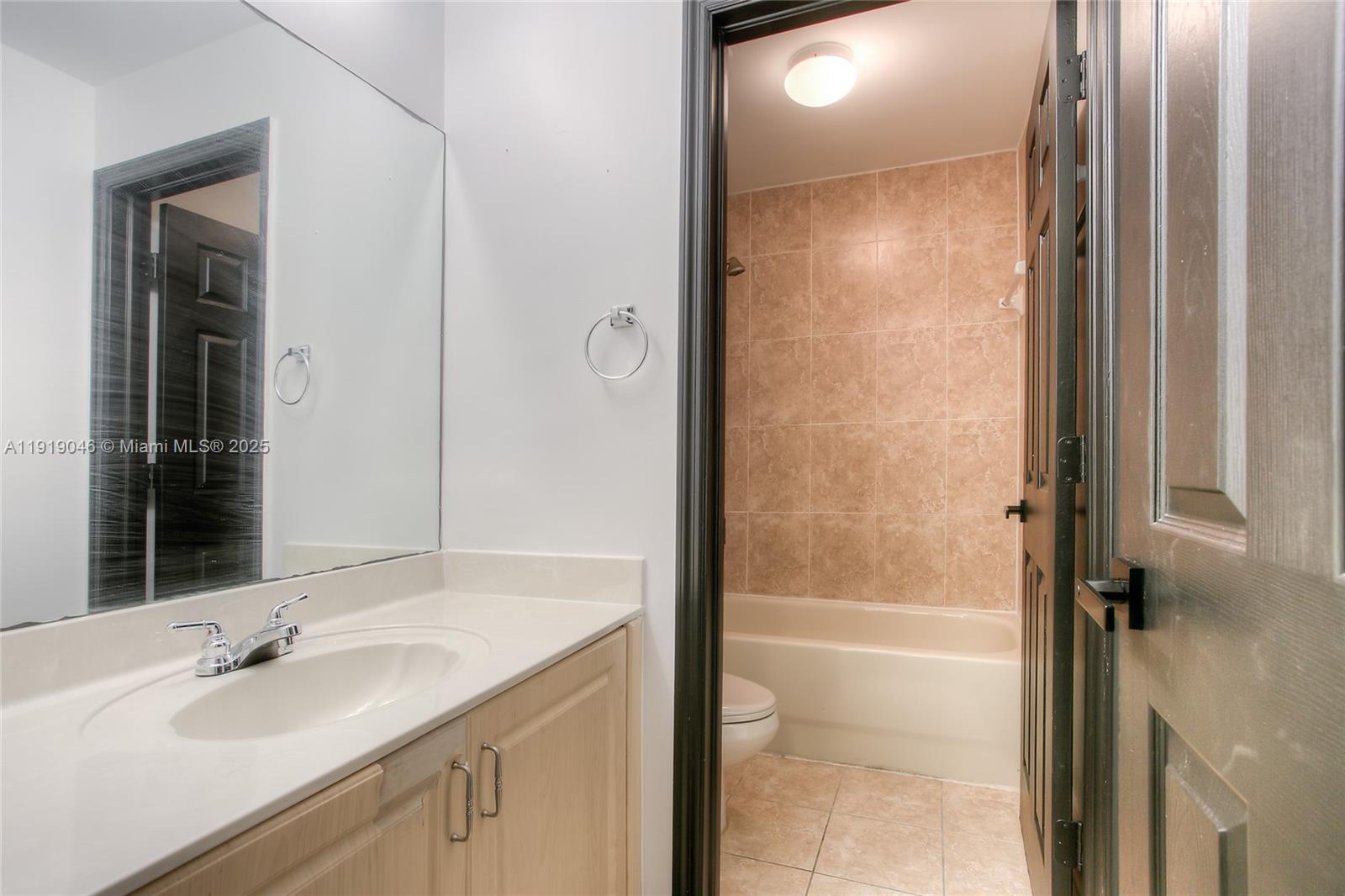 CHRISTOPHER GARDENS - Residential