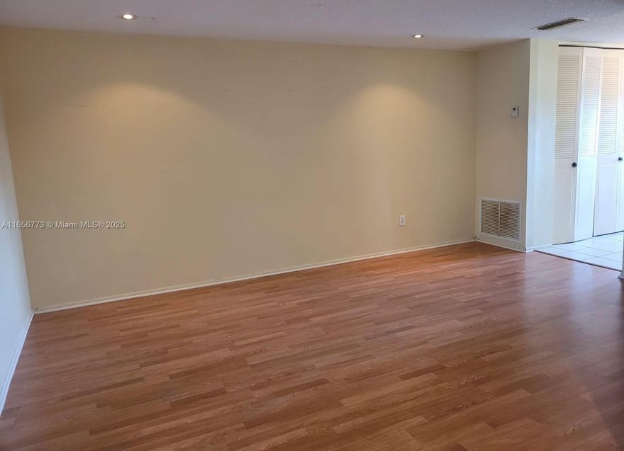 Beautiful and well maintained 1 bed, 1 bath condo w/ in-unit laundry for comfort and convenience. 2 parking spots in front. Serene setting and for those seeking tranquil lifestyle. PET FRIENDLY! 55+ community-indulge in resort-style amenities a refreshing pool, tennis courts, and shuffleboard, ideal for staying active and connecting with neighbors. Close to shopping centers and restaurants. Don't miss out on this opportunity-schedule your viewing today!