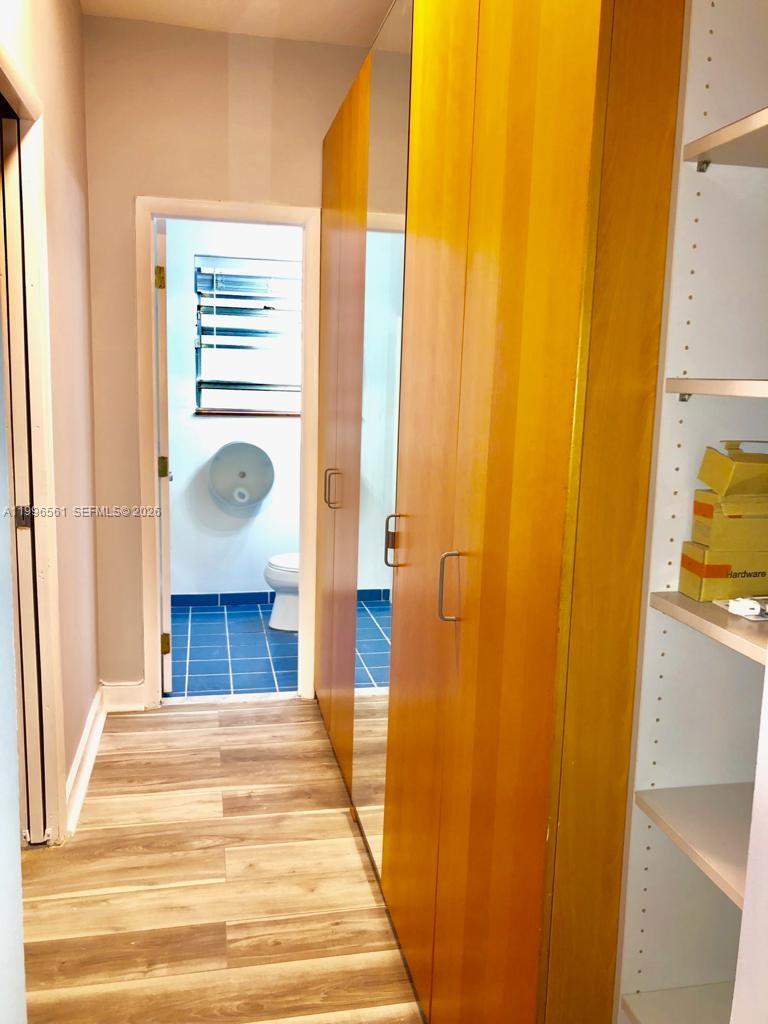 THE LESLIE CONDO - Residential