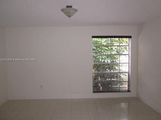 SPANISH TRACE CONDO - Residential Lease