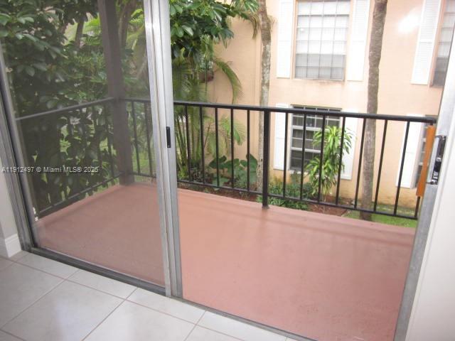 SPANISH TRACE CONDO - Residential Lease