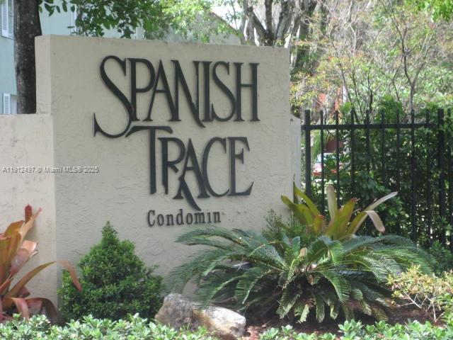 SPANISH TRACE CONDO - Residential Lease