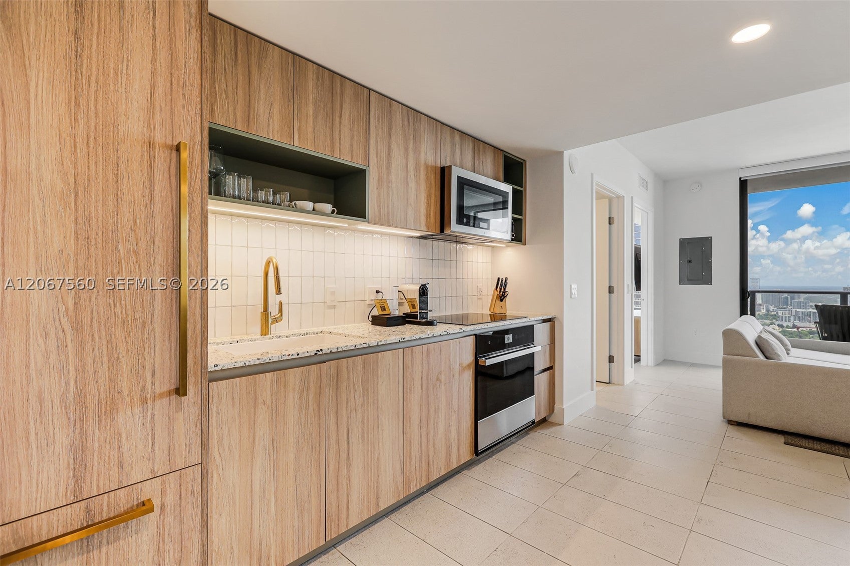 159 NE 6th St 4713