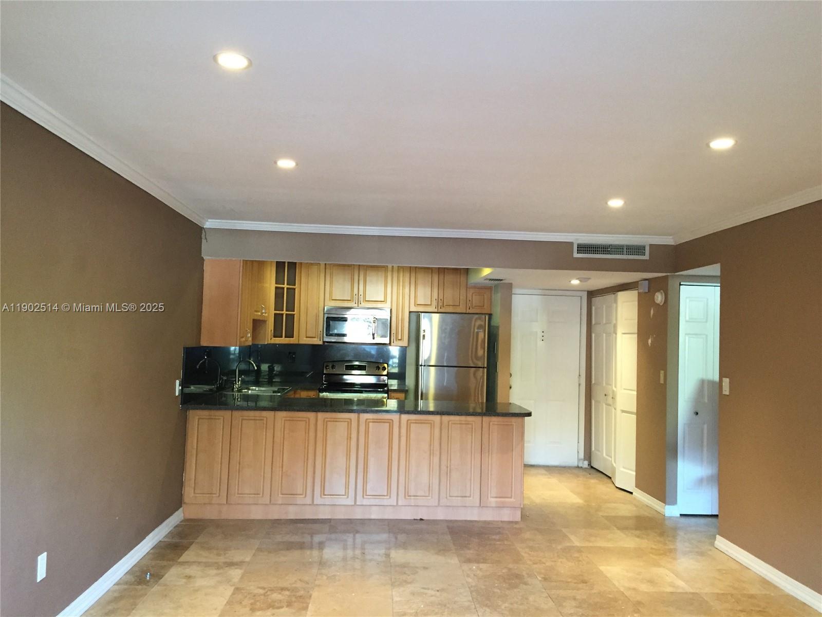 WISPERWOOD VILLAGE CONDO - Residential Lease