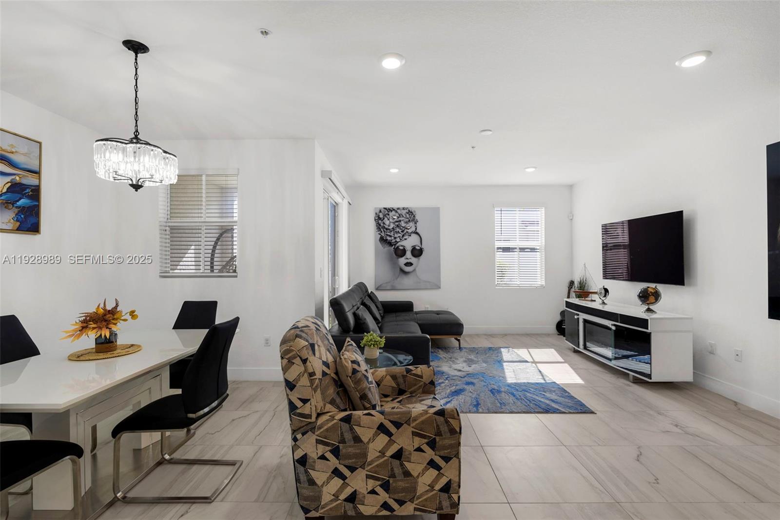 MERRICK SQUARE - Residential