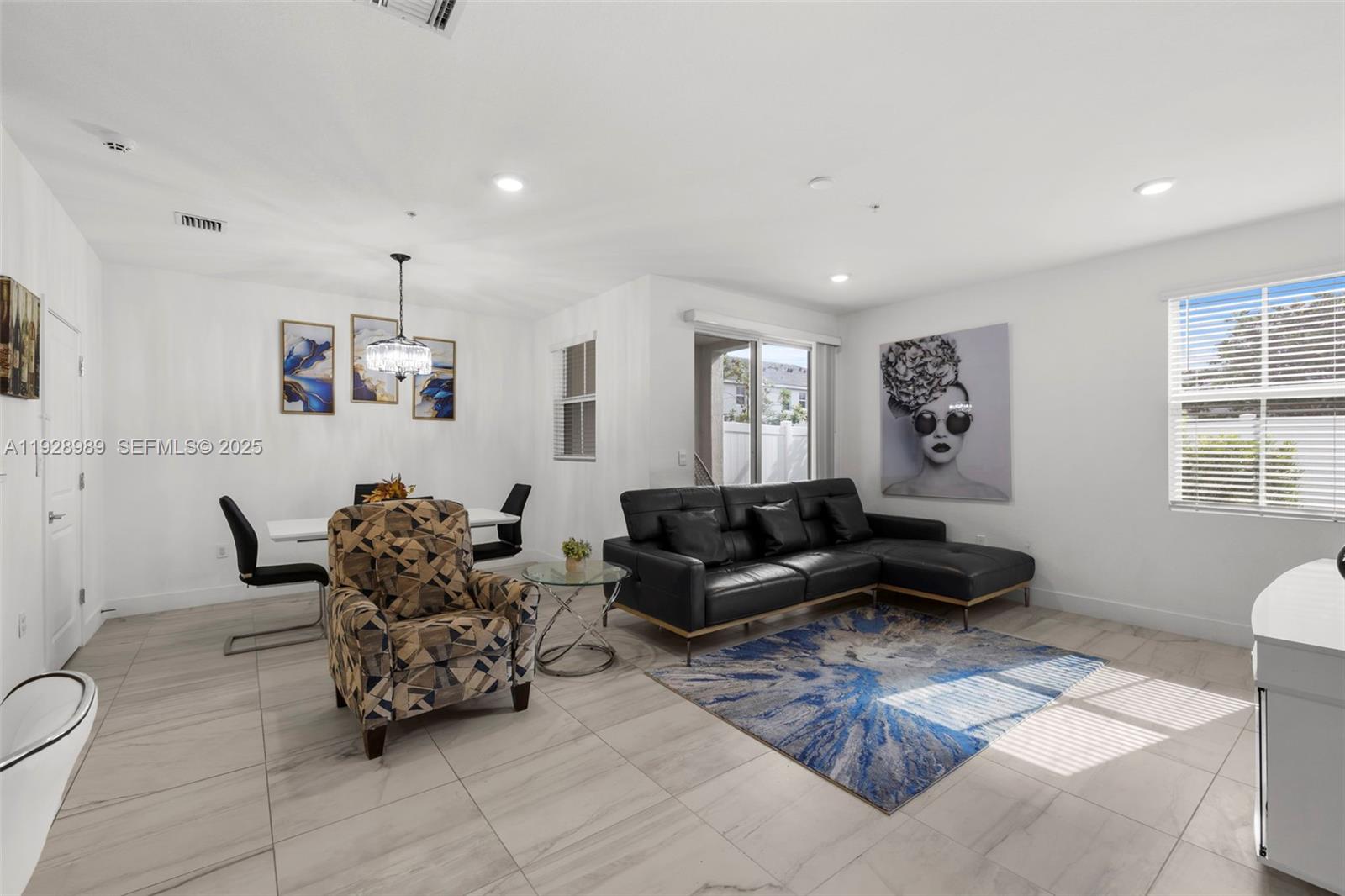 MERRICK SQUARE - Residential