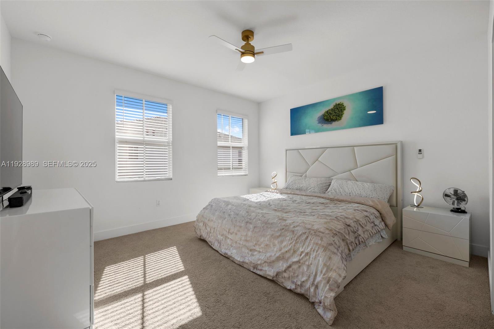 MERRICK SQUARE - Residential