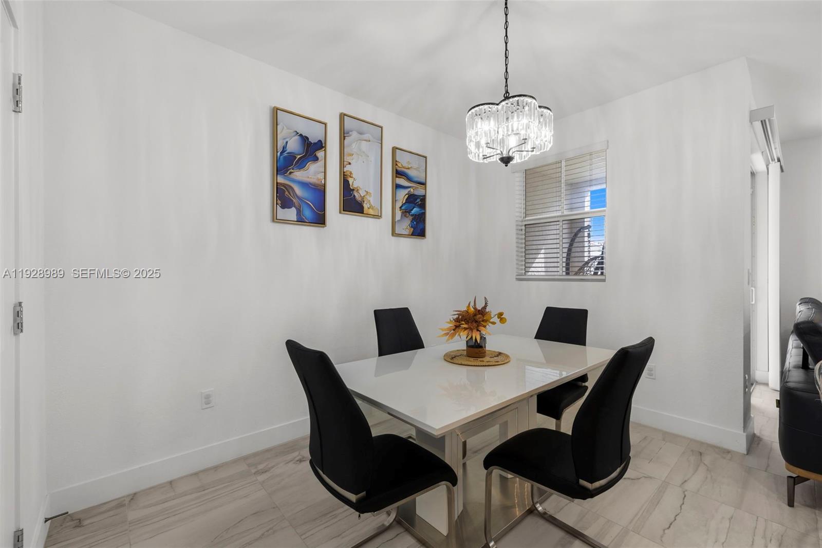 MERRICK SQUARE - Residential