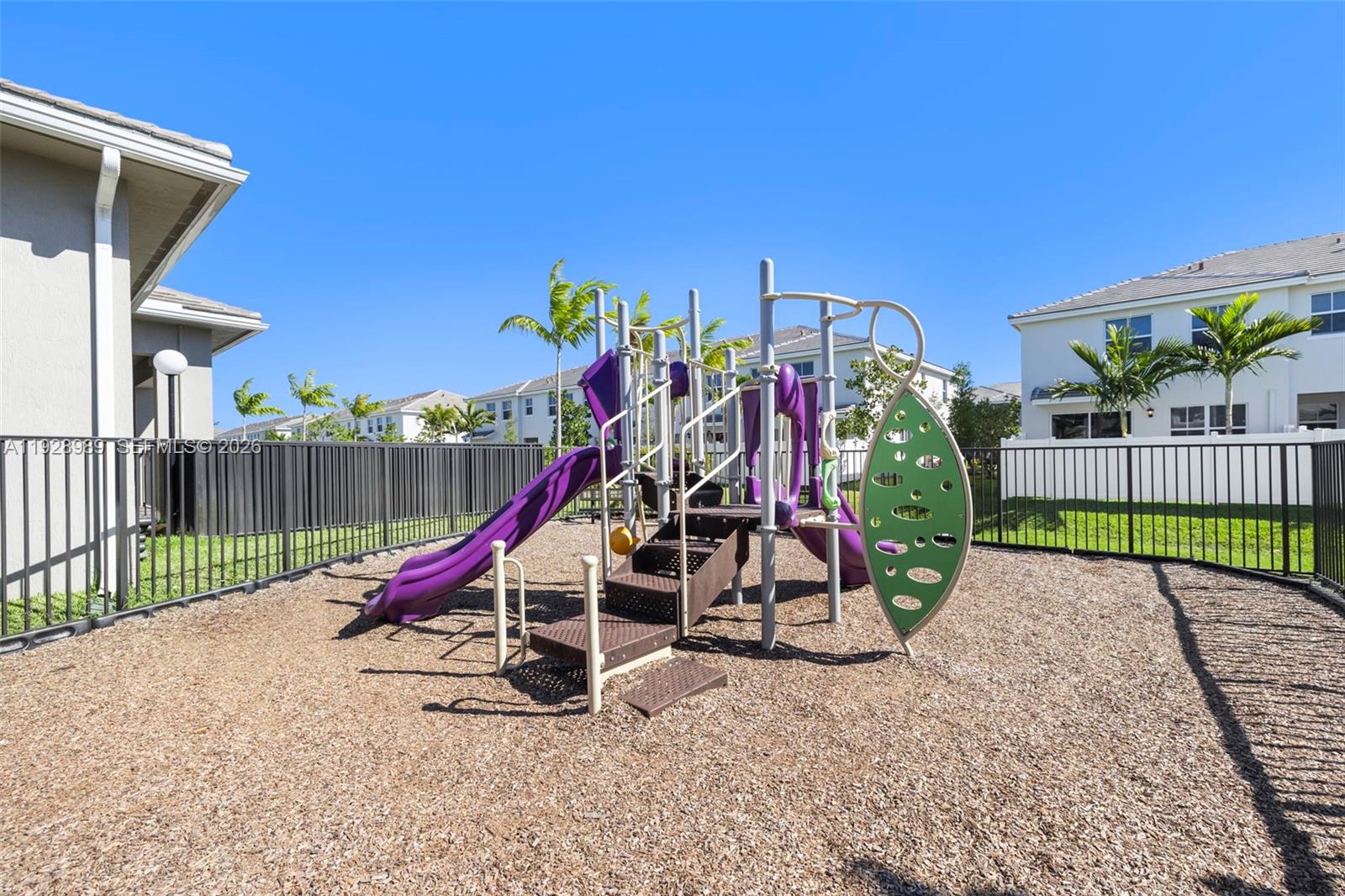 MERRICK SQUARE - Residential