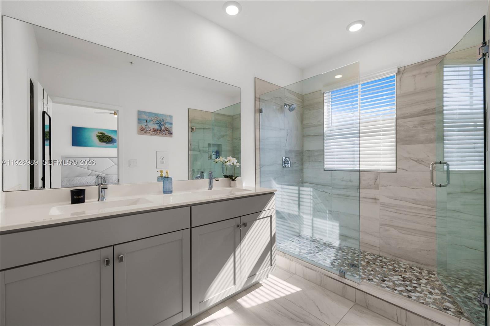 MERRICK SQUARE - Residential