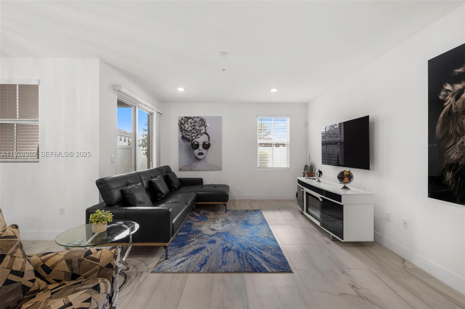 MERRICK SQUARE - Residential