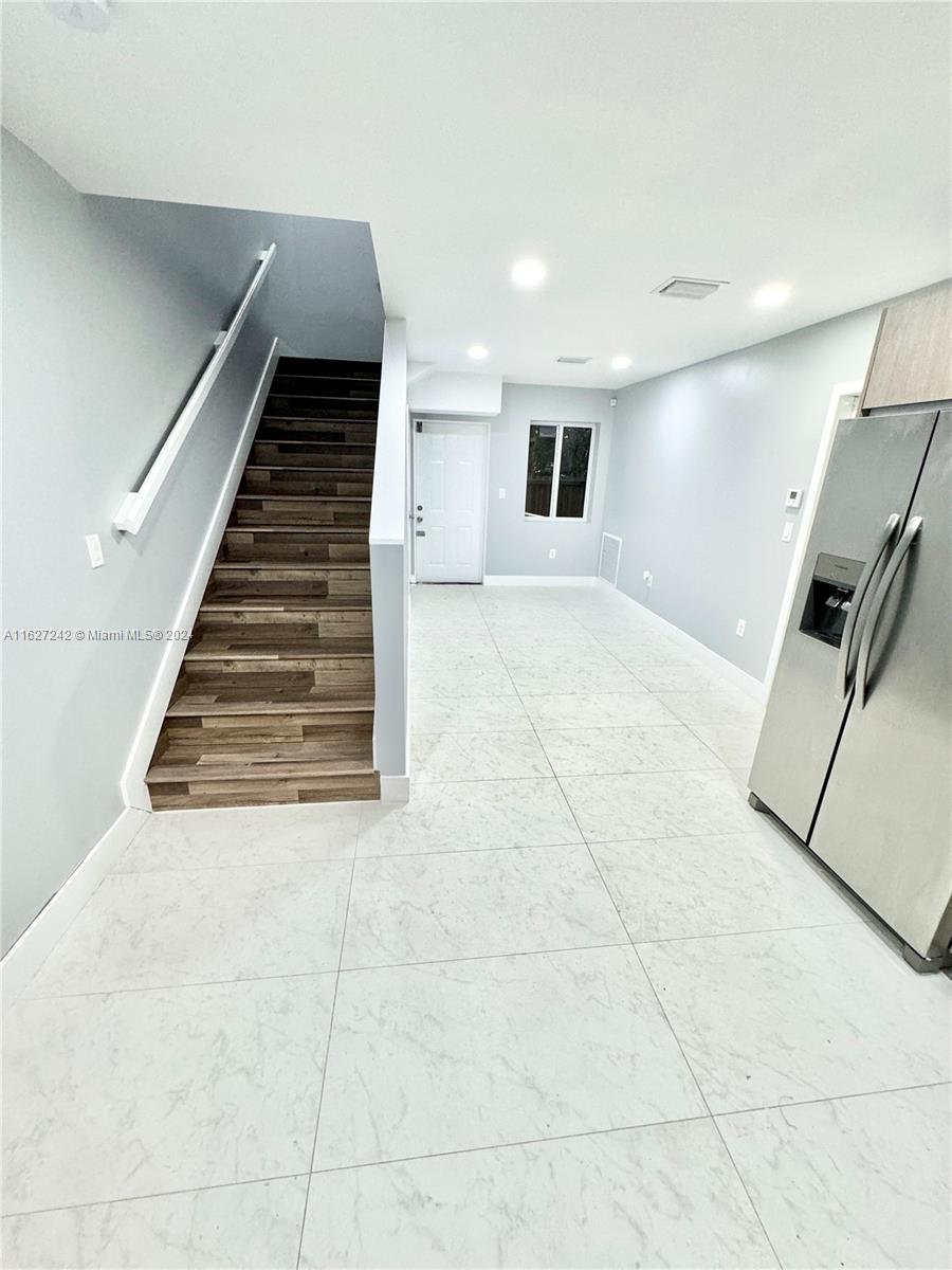 SEMINOLE ADD F R OLIVERS - Residential Lease