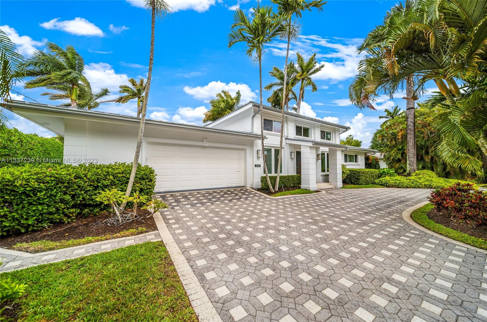 LUCILLE ISLAND - Residential