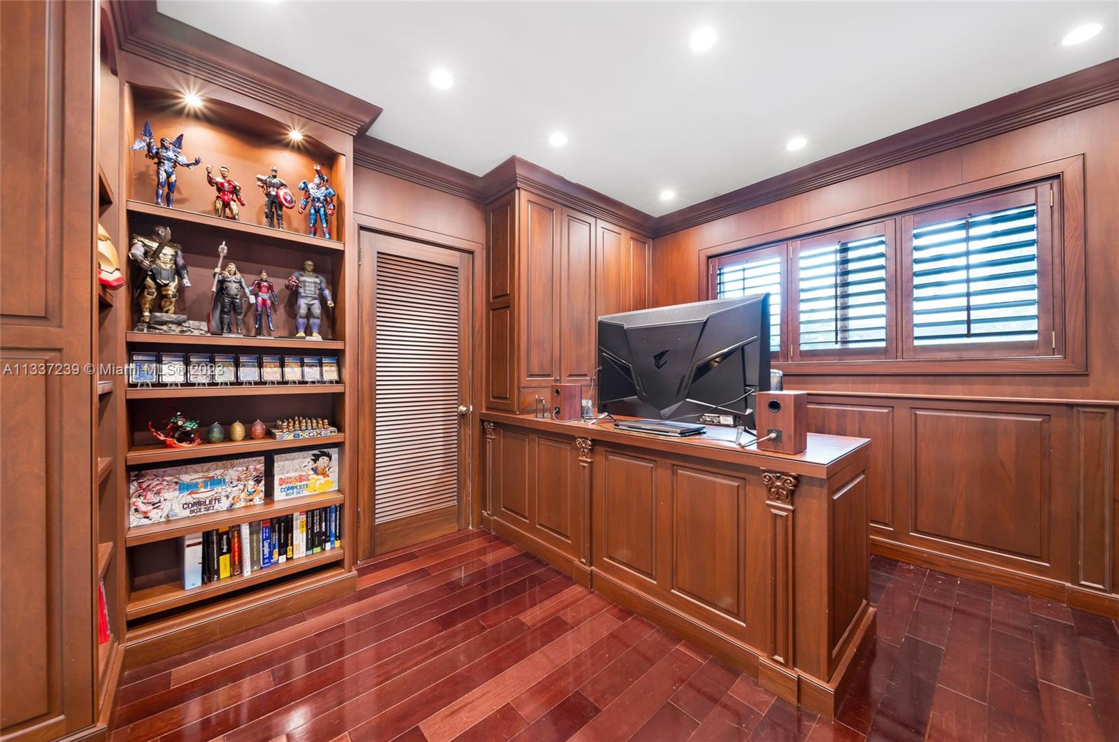 LUCILLE ISLAND - Residential