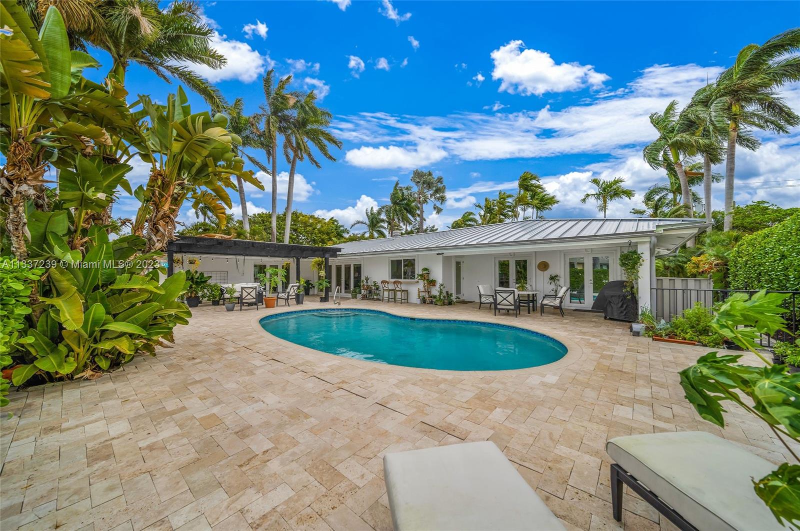 LUCILLE ISLAND - Residential