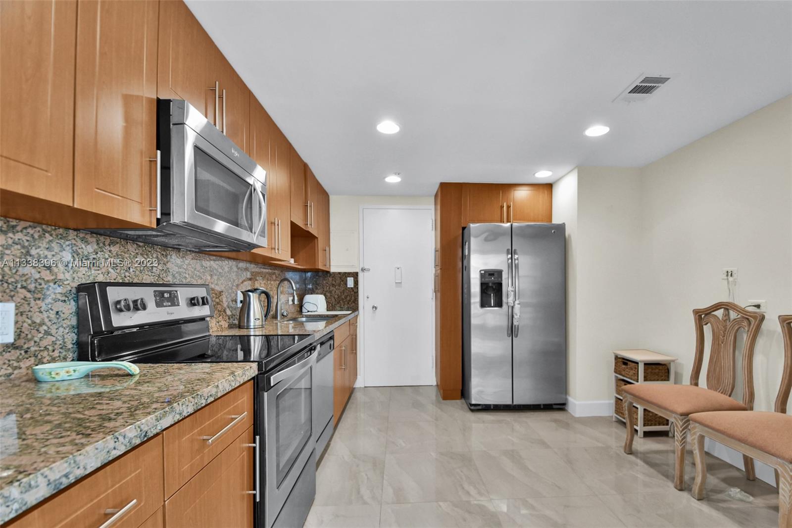 Photo 16 of 44 of 5055 Collins Ave 5B condo