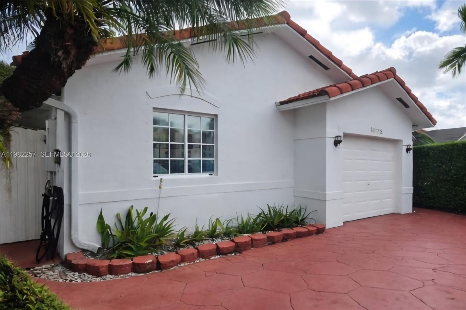 ADVENTURE HOMES - Residential