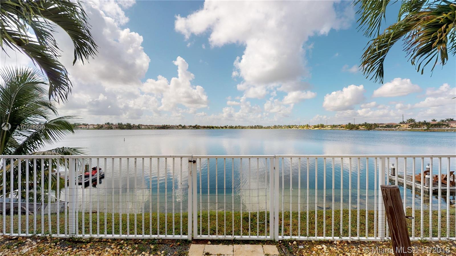 TWIN LAKE SHORES EAST - Residential