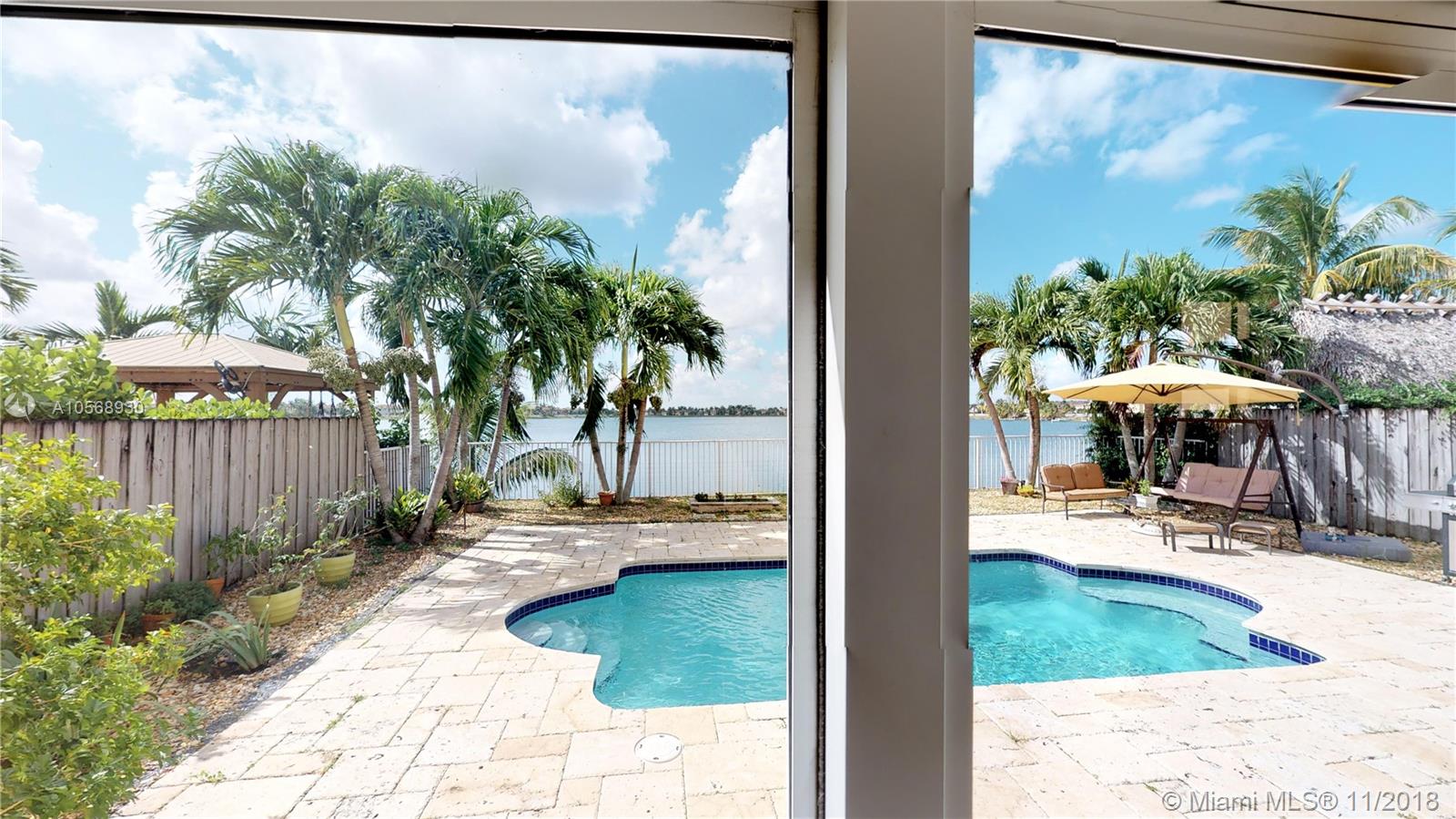 TWIN LAKE SHORES EAST - Residential