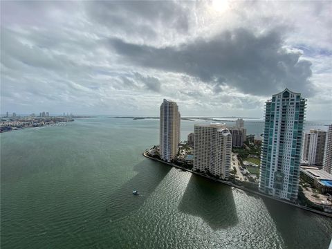 325 S Biscayne Blvd 3926 Miami FL 33131
