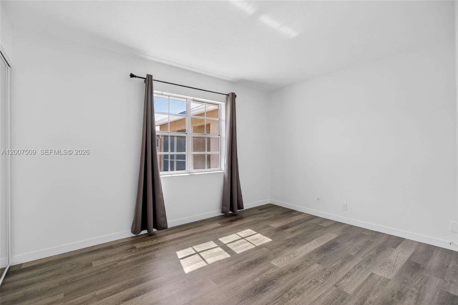 GARDENWAY CONDO - Residential