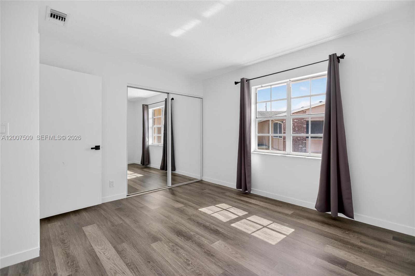 GARDENWAY CONDO - Residential