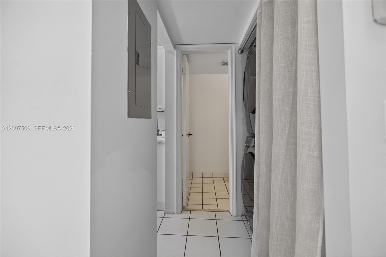 GARDENWAY CONDO - Residential