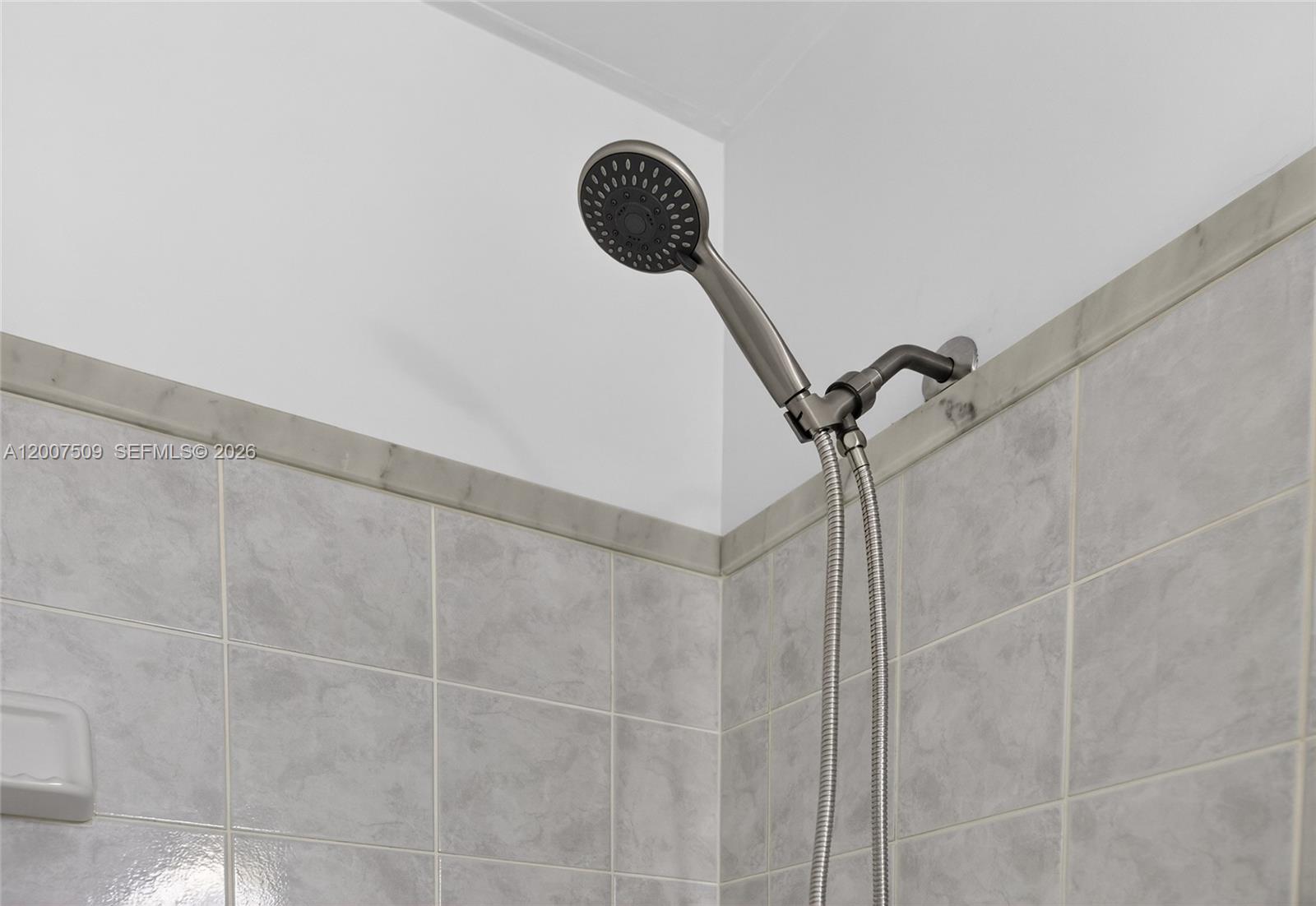 GARDENWAY CONDO - Residential