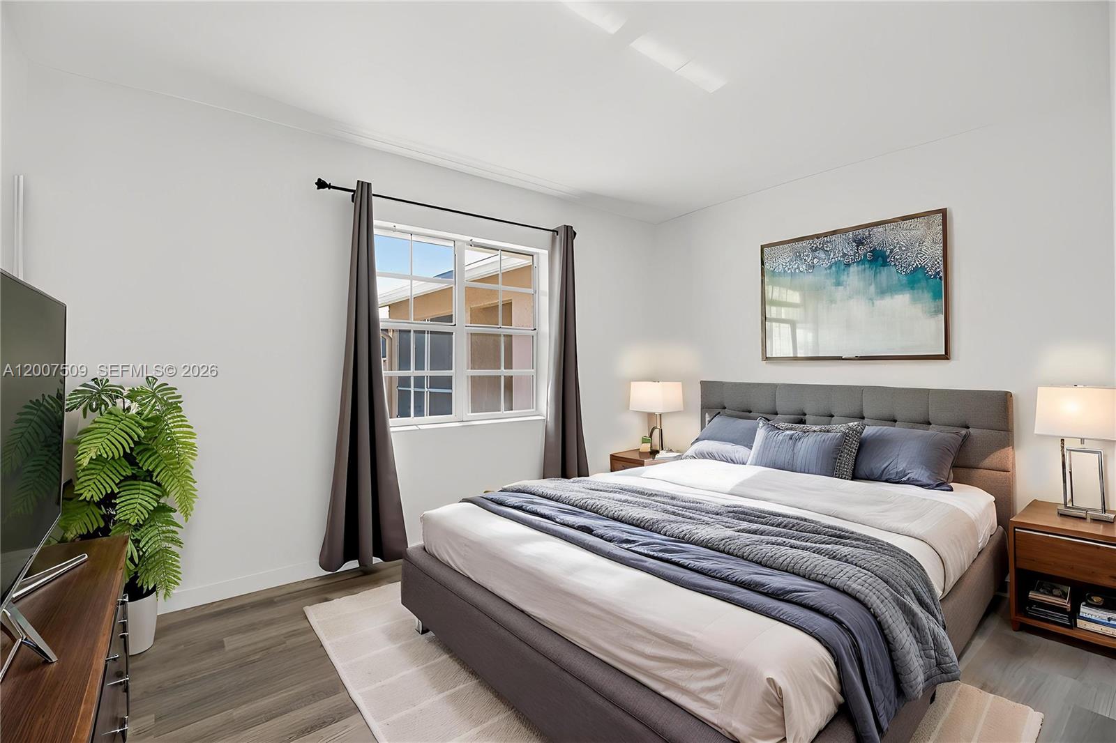 GARDENWAY CONDO - Residential