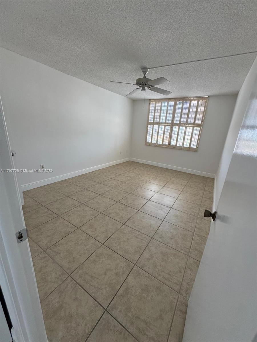 ADMIRALS PORT CONDO WEST - Residential