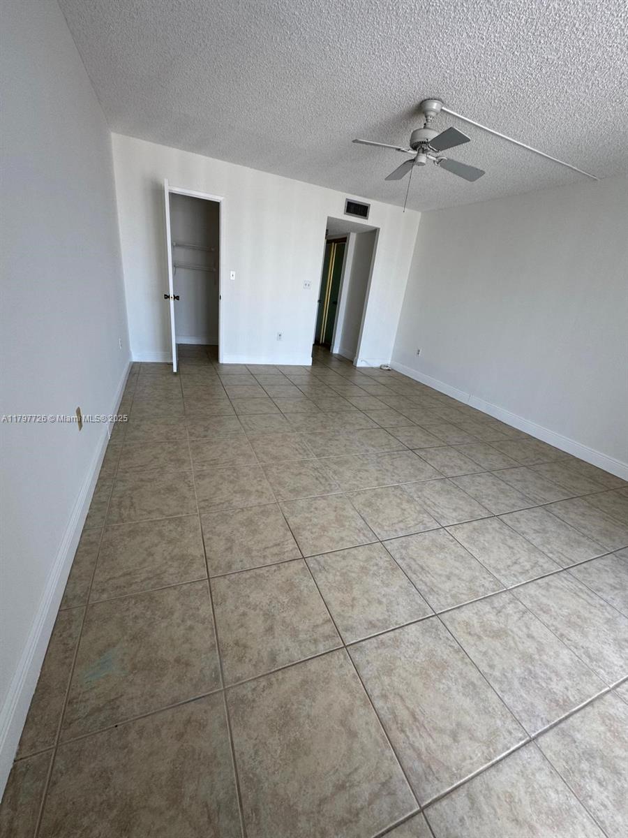 ADMIRALS PORT CONDO WEST - Residential