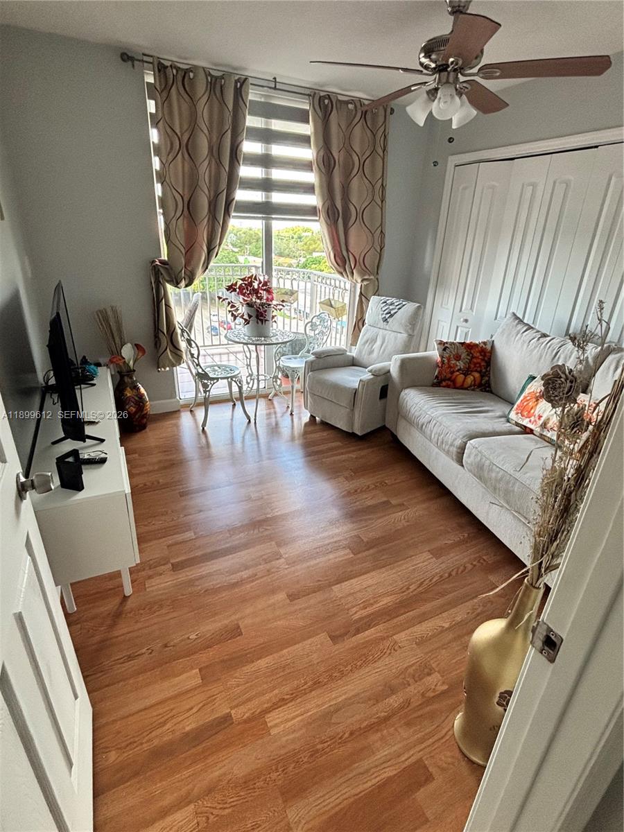 MARBELLA CONDO - Residential