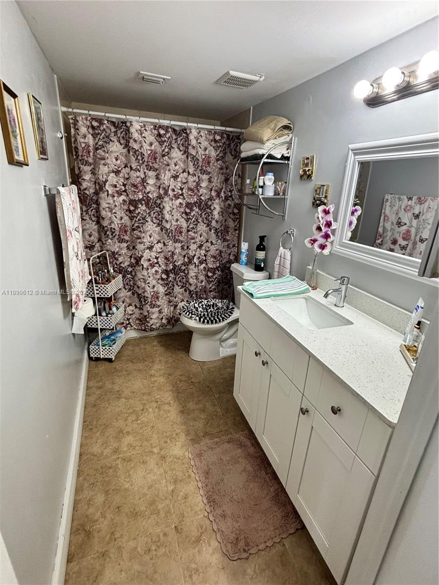MARBELLA CONDO - Residential