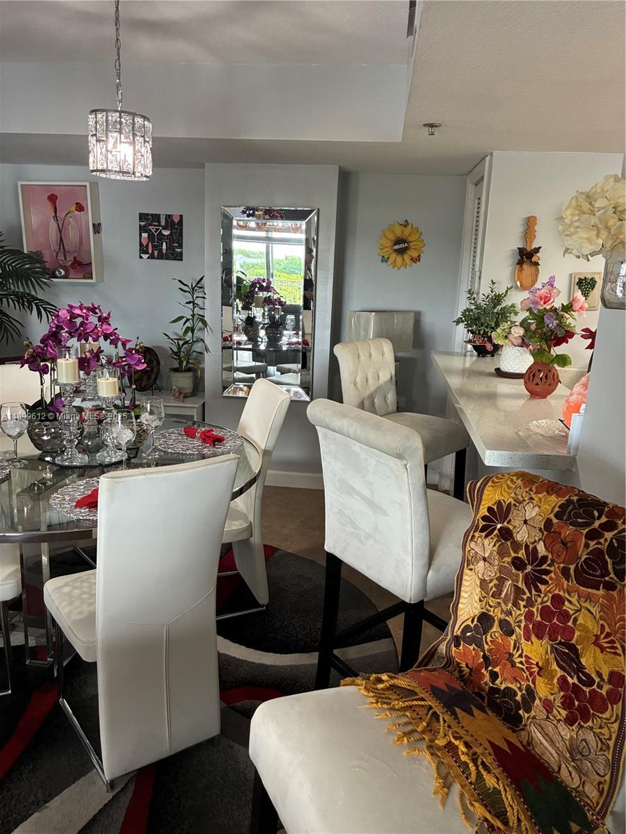 MARBELLA CONDO - Residential