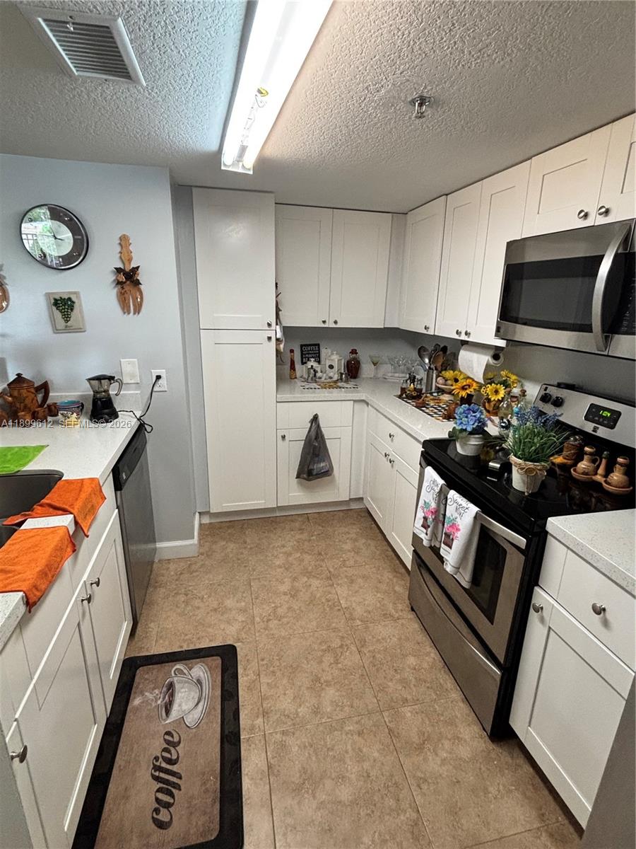 MARBELLA CONDO - Residential