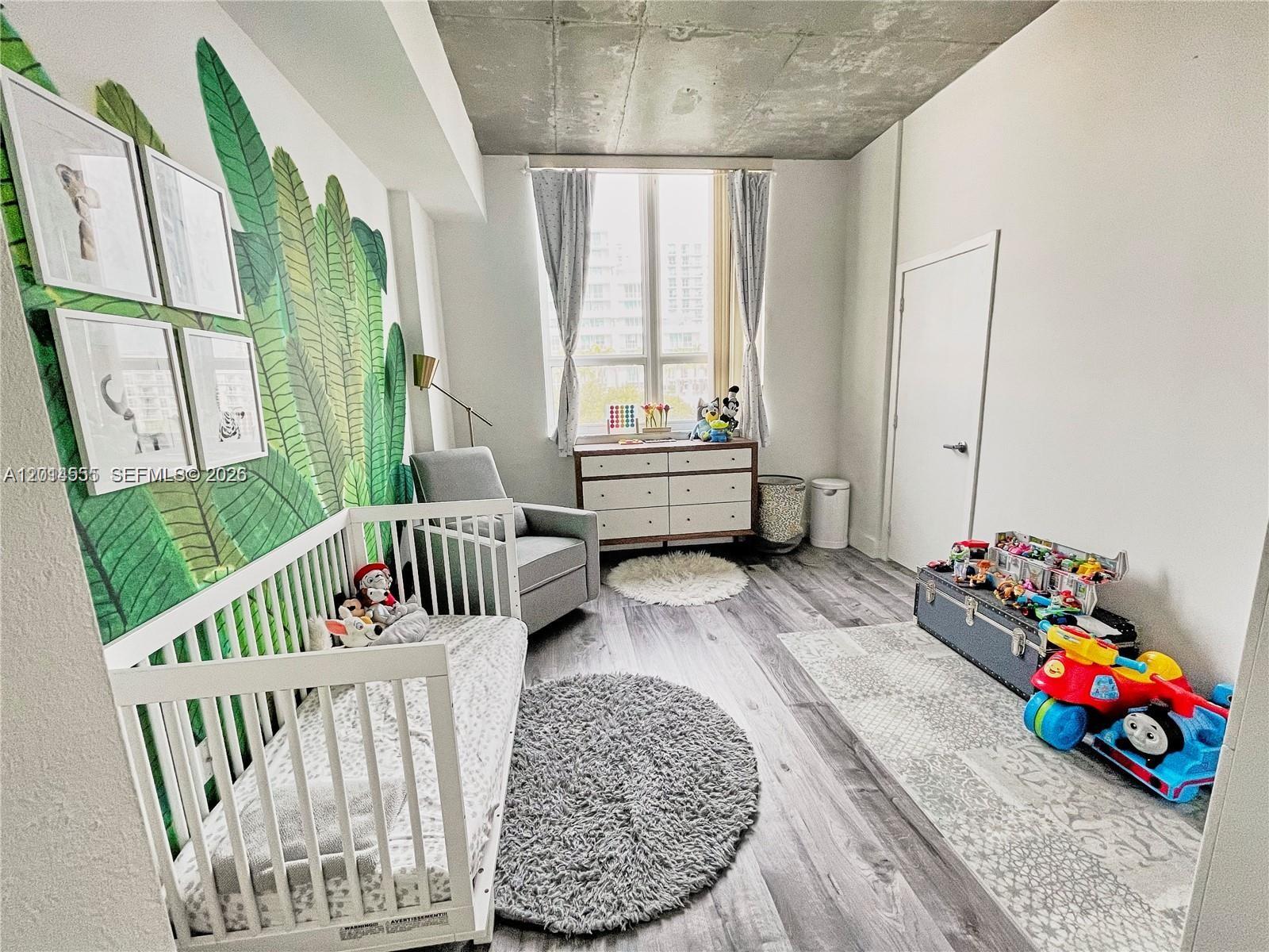 UPTOWN LOFTS CONDO - Residential Lease