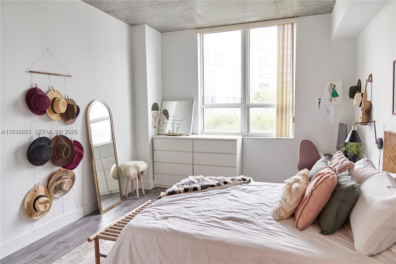 UPTOWN LOFTS CONDO - Residential Lease