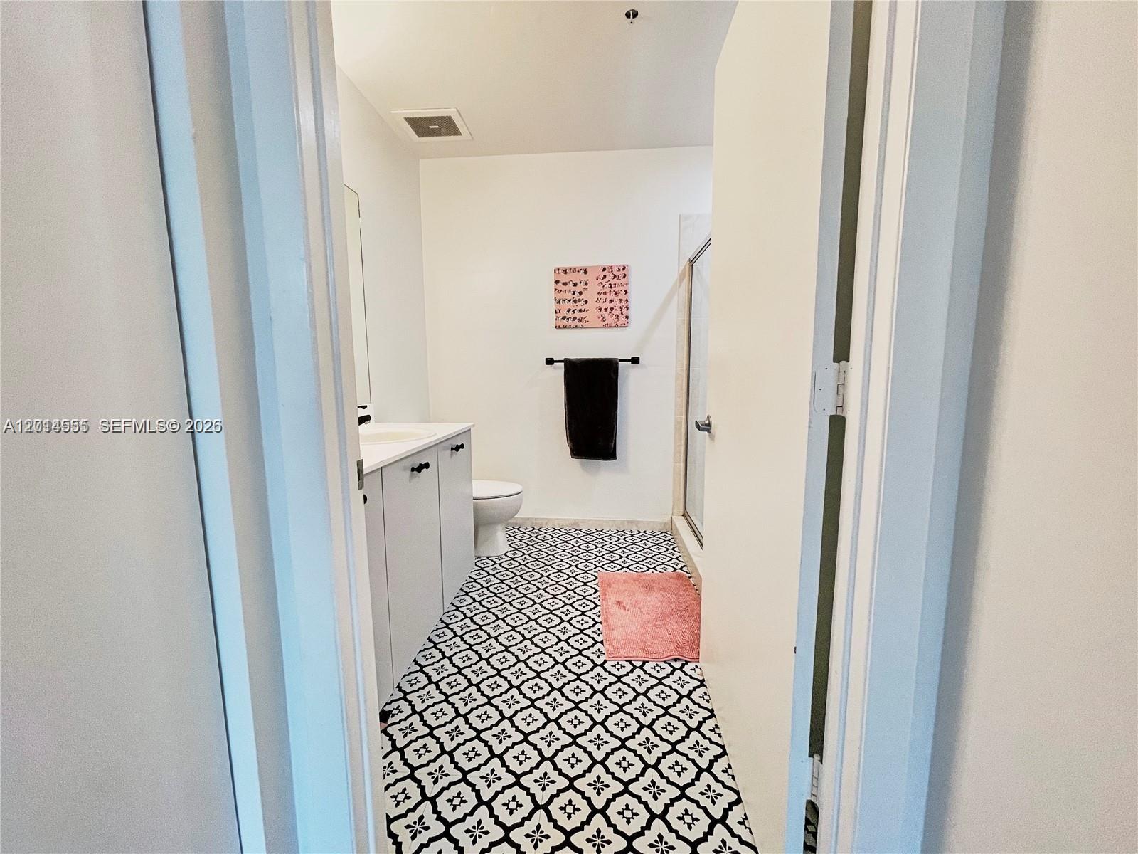 UPTOWN LOFTS CONDO - Residential Lease