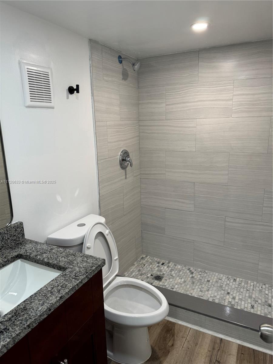 PALMS NL CONDO - Residential Lease