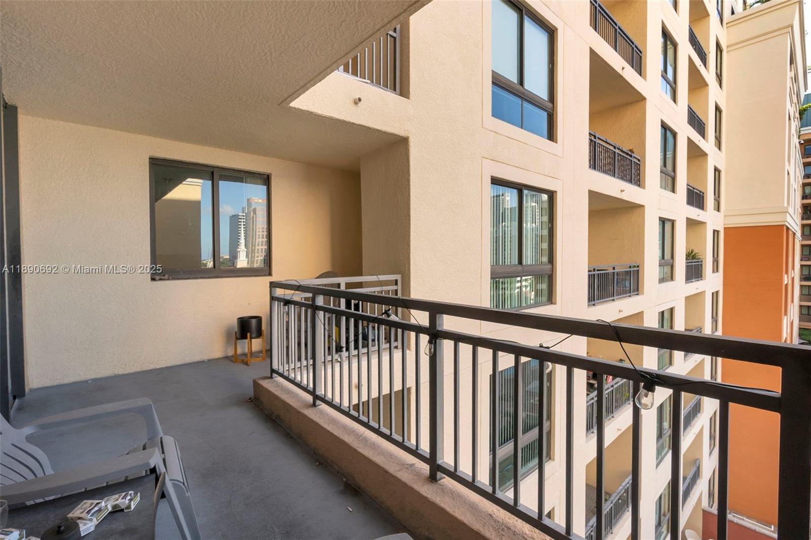 WAVERLY AT LAS OLAS CONDO - Residential