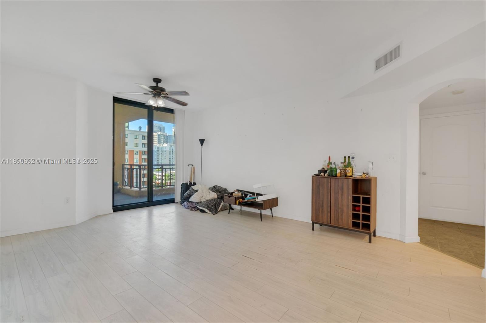 WAVERLY AT LAS OLAS CONDO - Residential