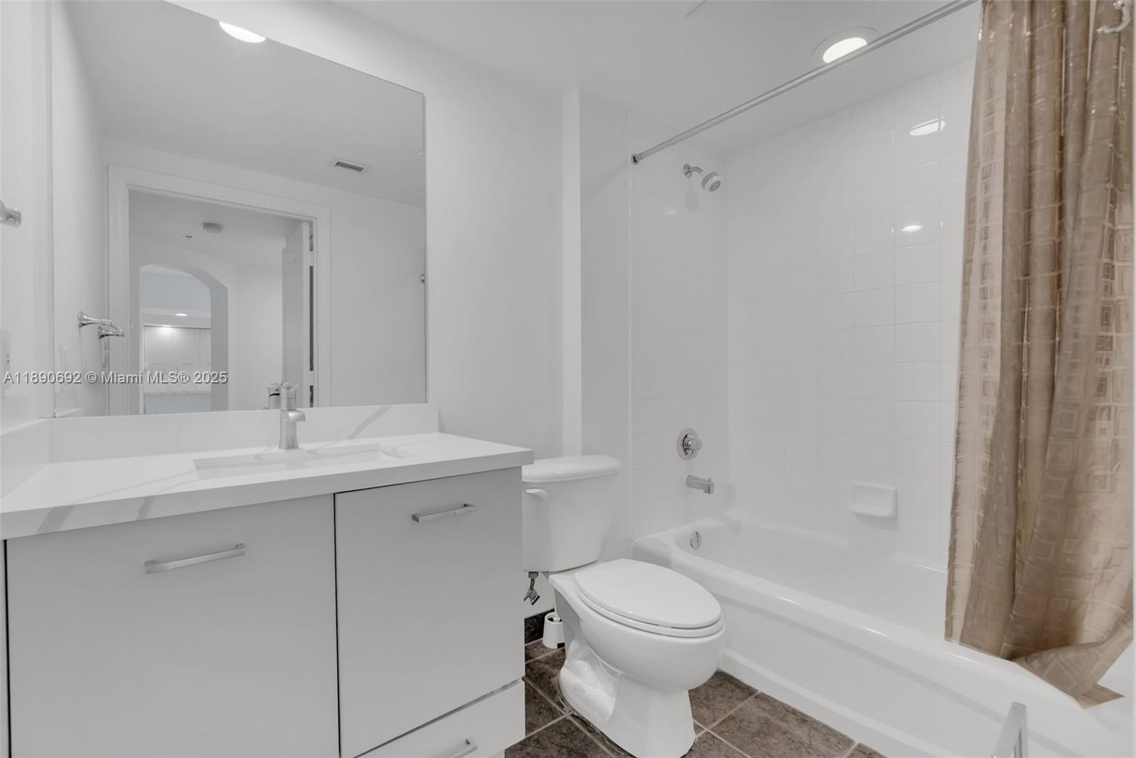 WAVERLY AT LAS OLAS CONDO - Residential