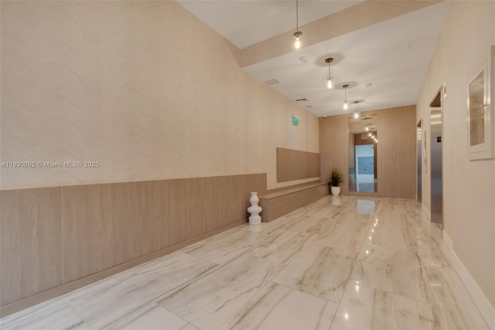 WAVERLY AT LAS OLAS CONDO - Residential