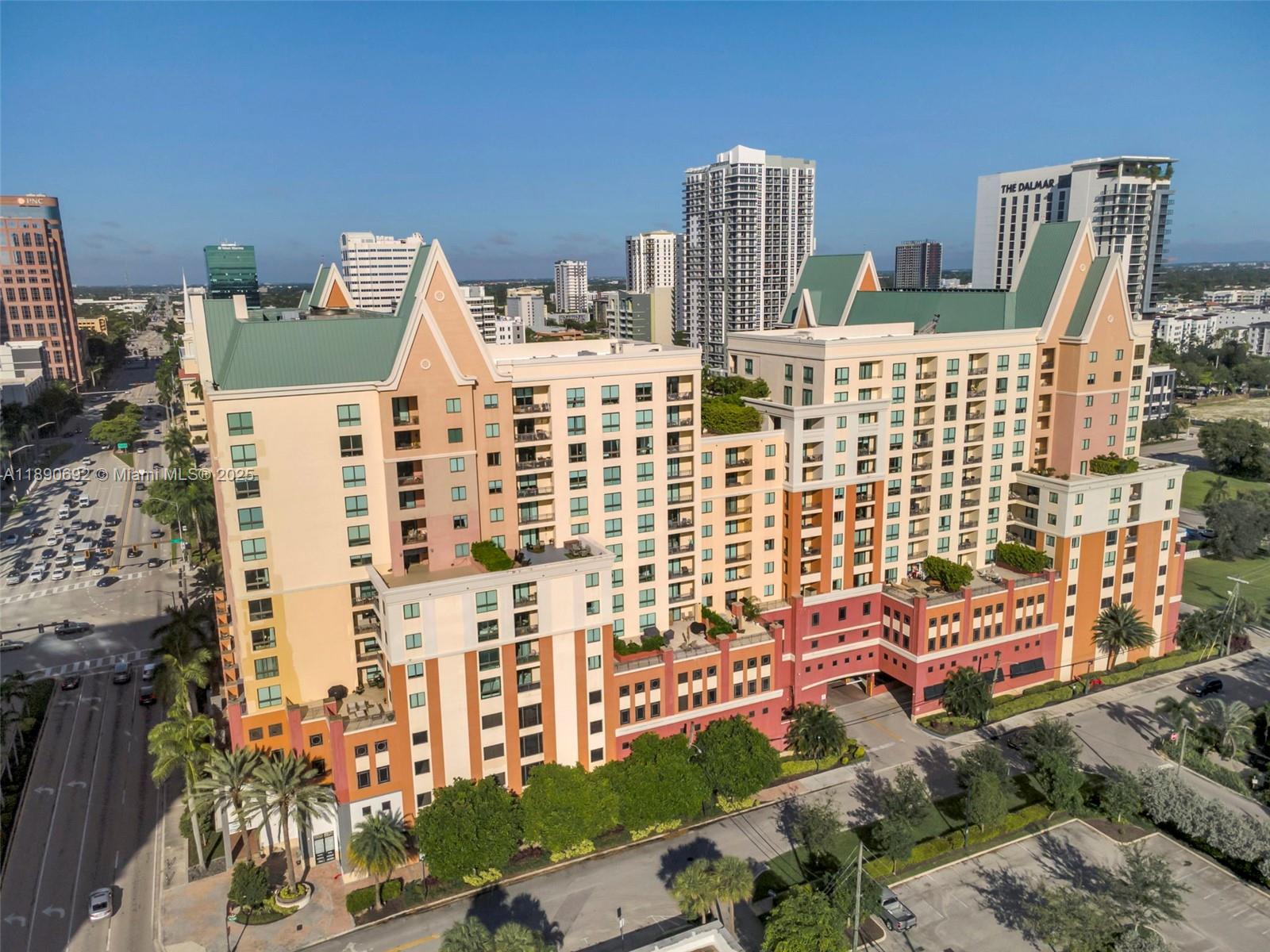 WAVERLY AT LAS OLAS CONDO - Residential