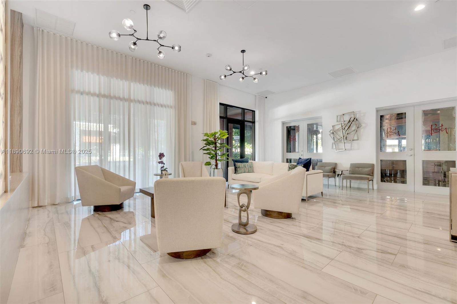 WAVERLY AT LAS OLAS CONDO - Residential