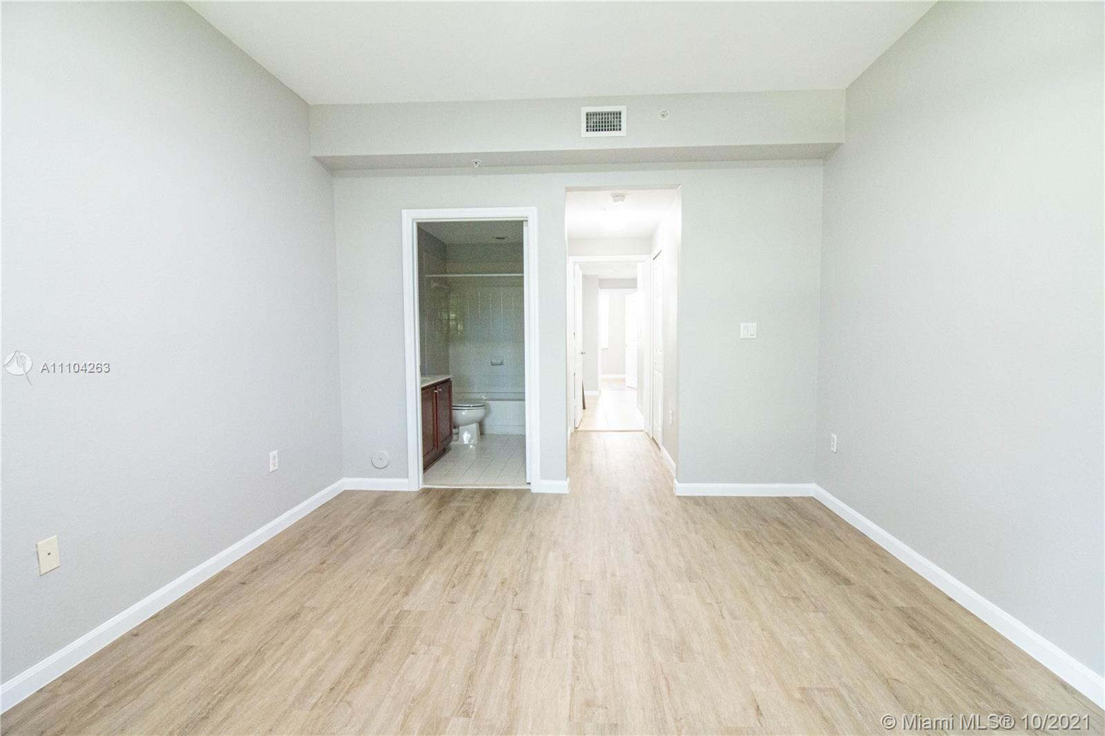St Moritz At Doral Condo - Residential