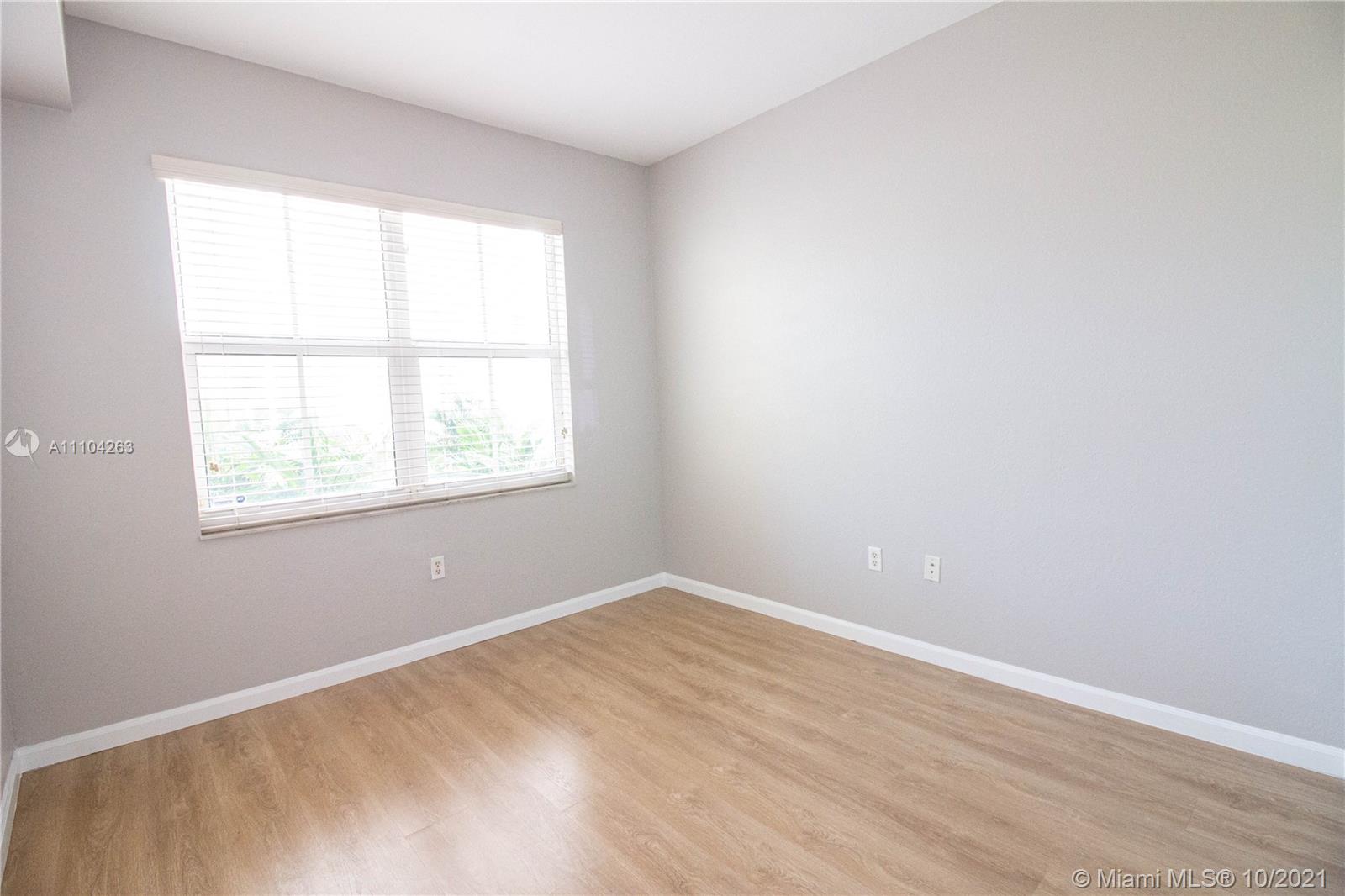 St Moritz At Doral Condo - Residential