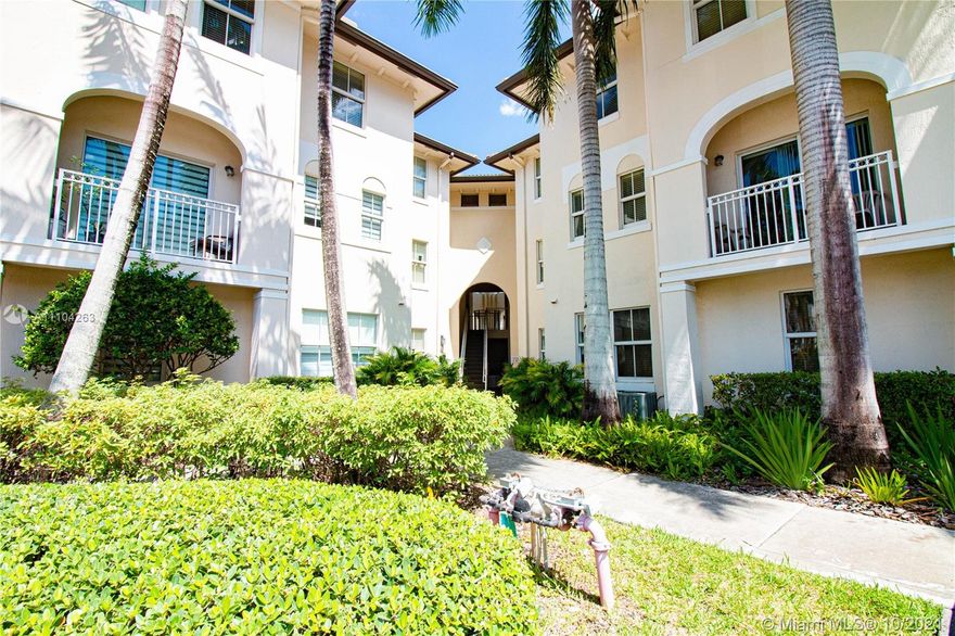 Great 3 bedrooms 2 and a half bathrooms condo in the beautiful and sought after Community of St. Moritz at Doral. This unit model is the largest in this complex and it is the only one with additional family room and a covered terrace. Large master bedroom with a spacious walk-in closet. Beautiful open kitchen with wood cabinets, stainless steel appliances and granite counter top. Title floors throughout the unit and wood laminate floors in the bedrooms. The unit has just been completely painted. It is a corner unit which gives the property more privacy and brings in a lot of natural light. The community features a beautiful pool and it's also a member of Islands at Doral Club which has many amenities: club house, heated swimming pool, kids pool, heated Jacuzzi, two tennis courts.